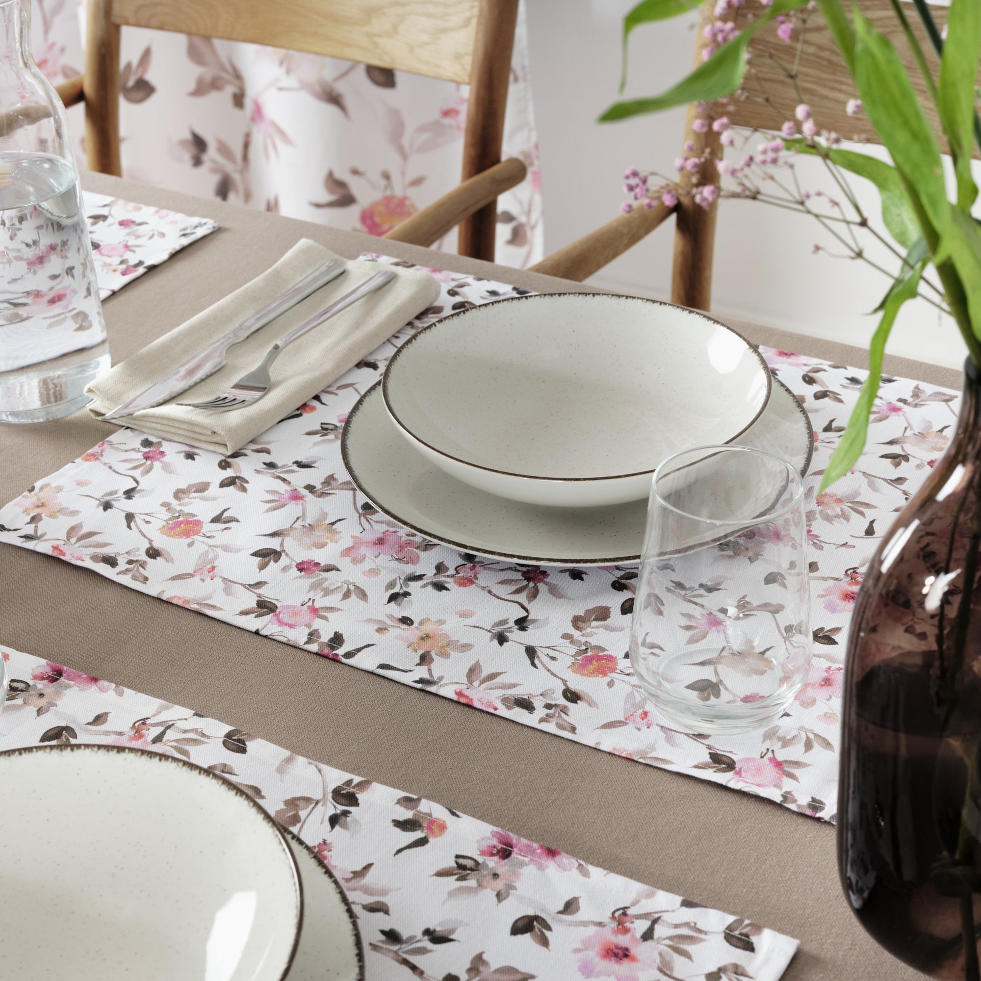 Pack 2 ud. mantel individual resinado antimanchas Leeds Rosa